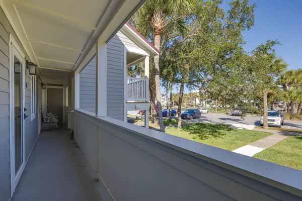 Folly Beach, SC 29439,64 Mariners Cay Dr
