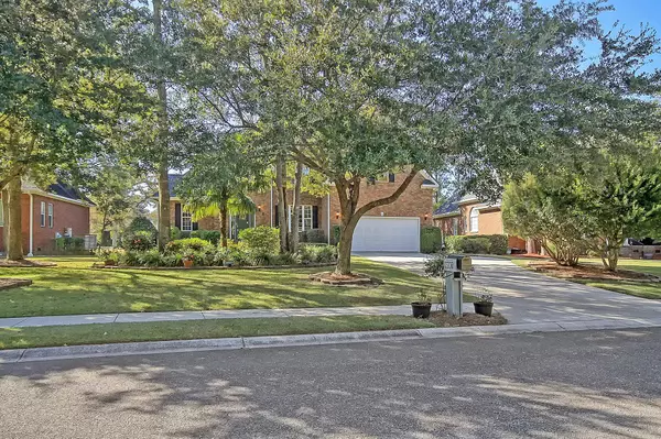 North Charleston, SC 29420,8867 E Fairway Woods Cir