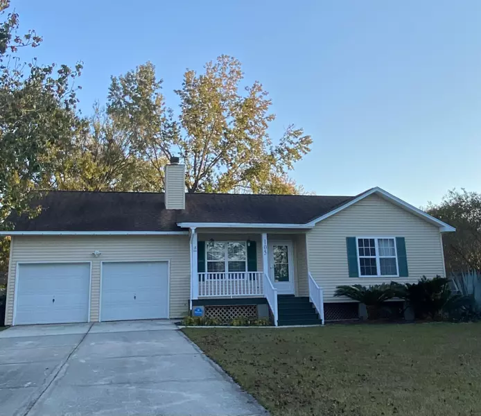 105 Conductor Ct, Summerville, SC 29486