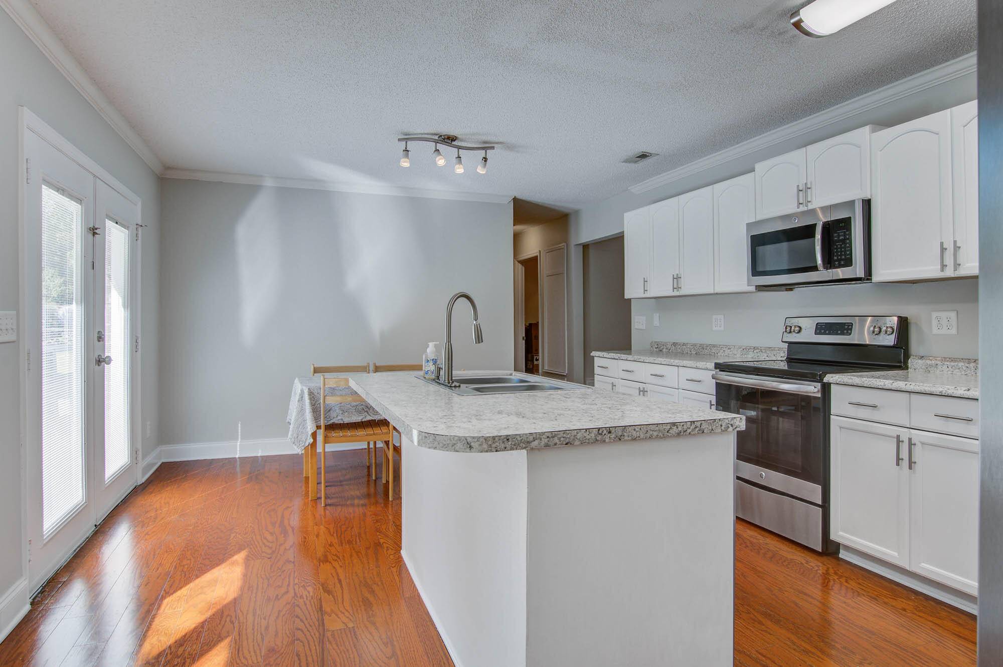 Summerville, SC 29485,109 Sprucewood Dr