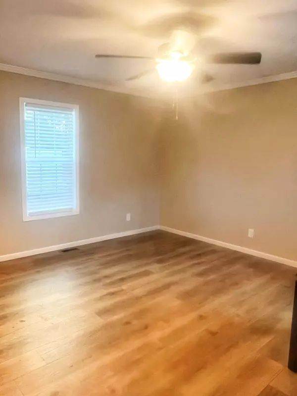 Saint Stephen, SC 29479,307 Frans Ln