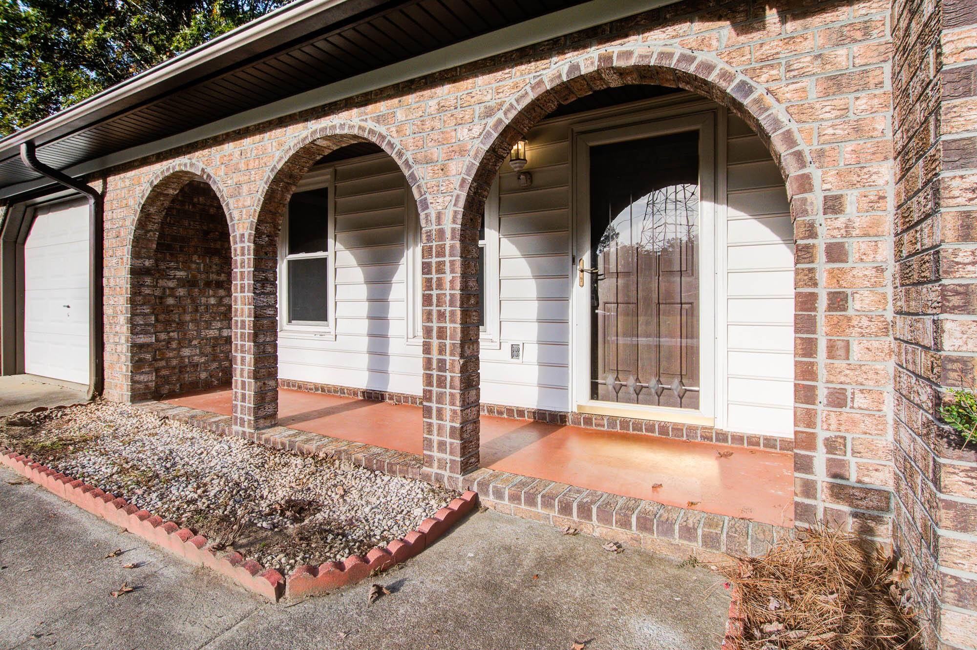 North Charleston, SC 29406,8142 Long Shadow Ln