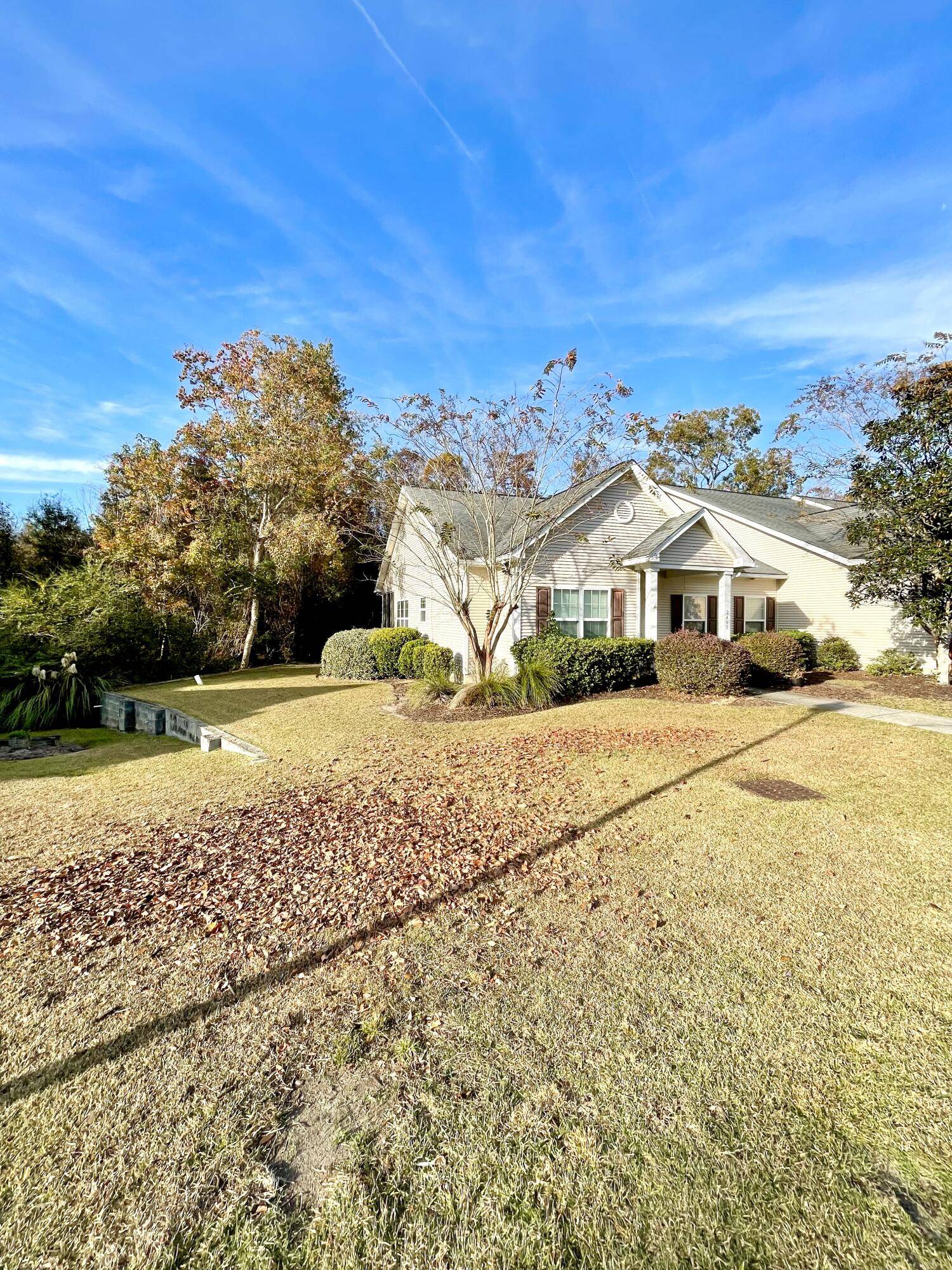 2460 Deer Ridge Ln #1, North Charleston, SC 29406