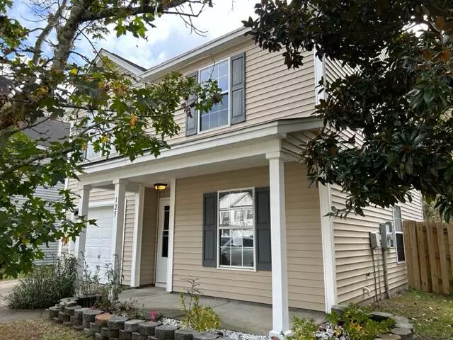 Summerville, SC 29483,125 Venice St