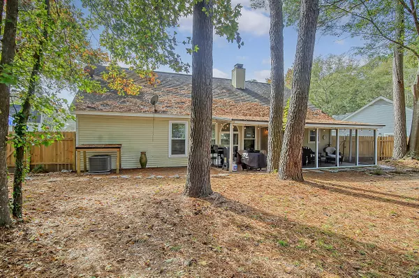 Summerville, SC 29485,102 Candover Ct