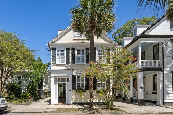 178 Wentworth St, Charleston, SC 29401