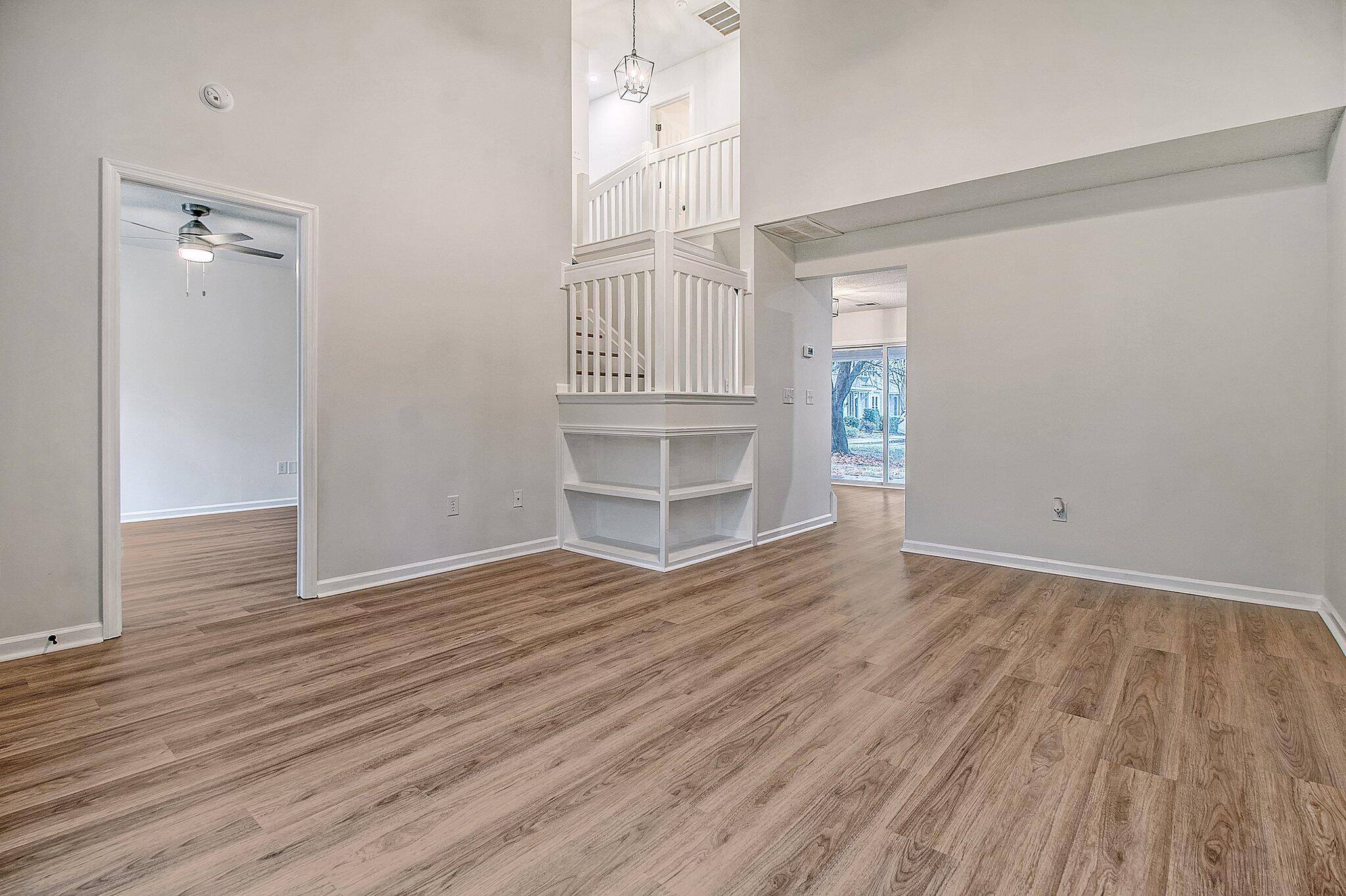 North Charleston, SC 29406,8008 Shadow Oak Dr