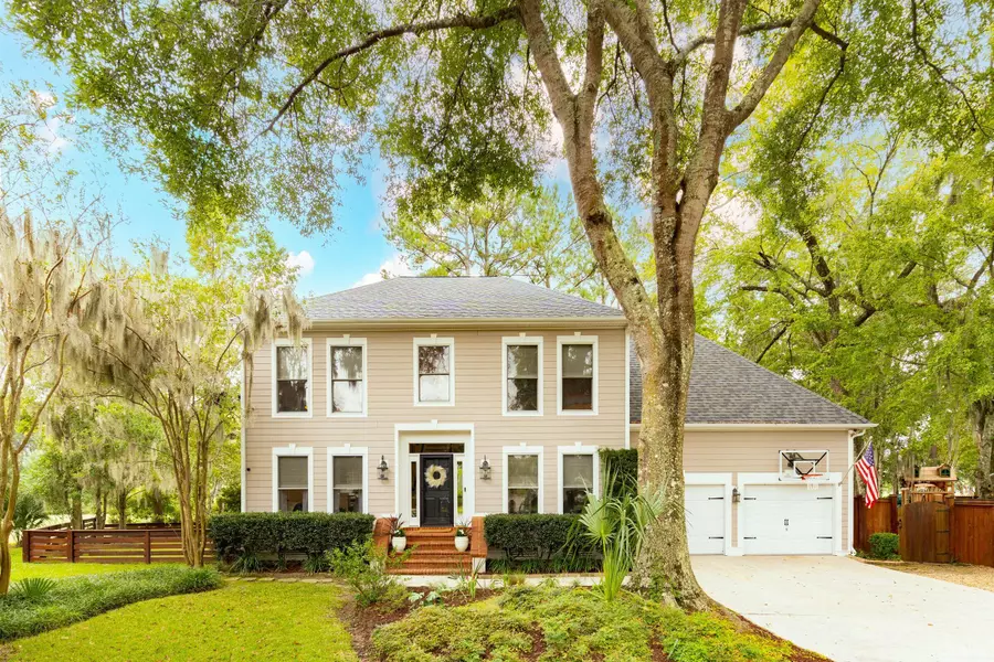 17 Glenkirk Dr, Charleston, SC 29414