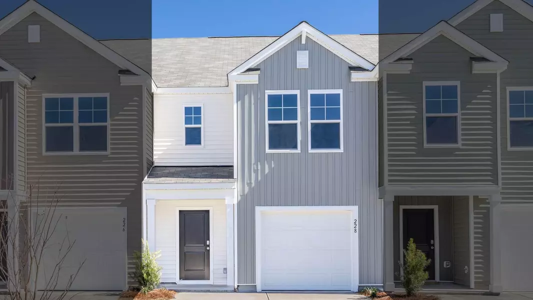 228 Blue Haw Dr, Moncks Corner, SC 29461