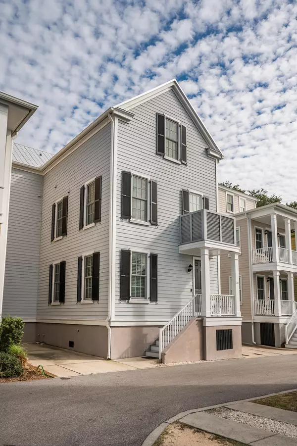 30 Dereef Ct, Charleston, SC 29403