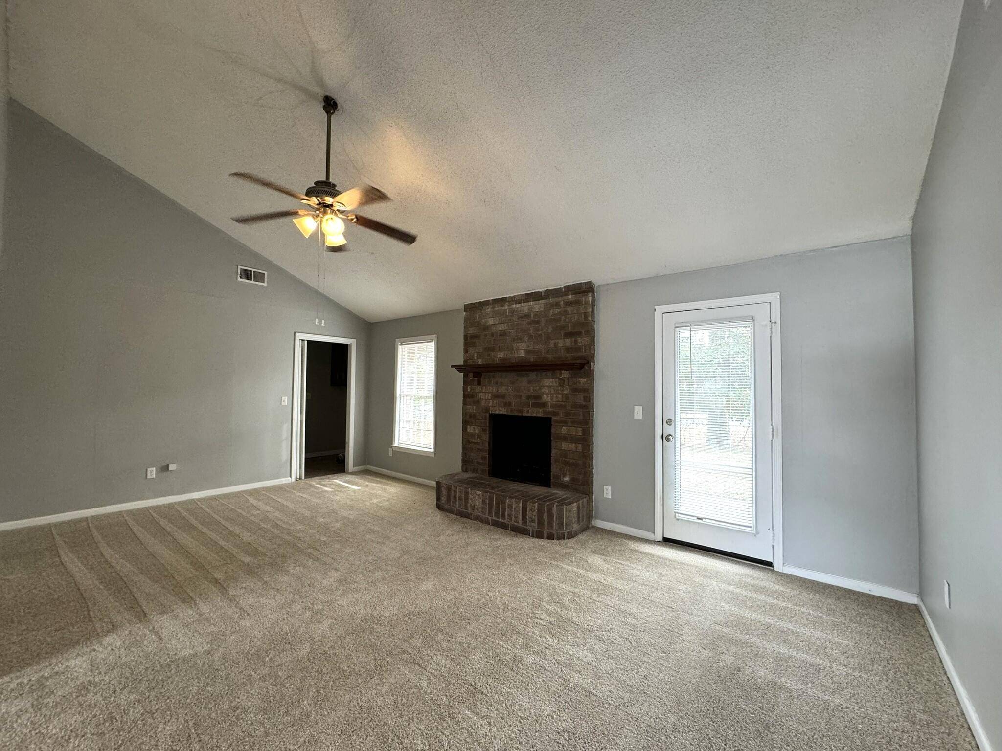 Summerville, SC 29486,104 Tee Pee Ct