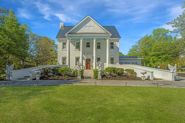 2287 Ashley River Road, Charleston, SC 29414