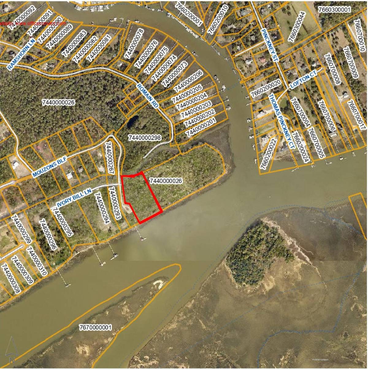 Mcclellanville, SC 29458,993 Ivory Bill Ln