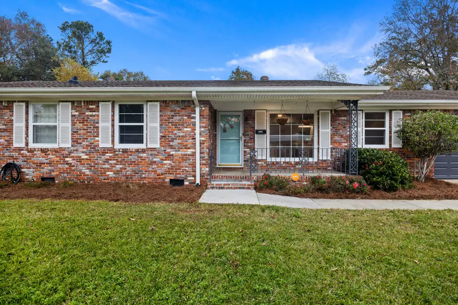 5920 Willard Dr, Hanahan, SC 29410