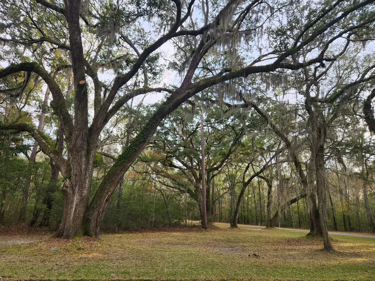 Seabrook, SC 29940,10 Bellinger Lake Dr