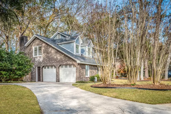 Summerville, SC 29485,104 Ravenwood Ct