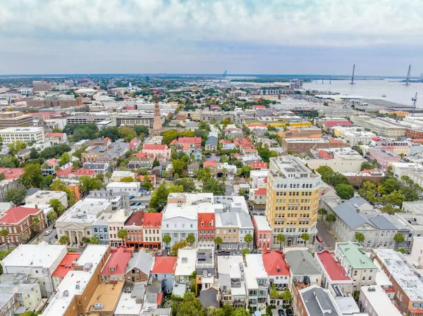Charleston, SC 29401,29 Broad St #B