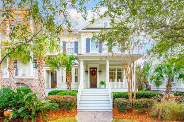 302 Island Park Dr, Charleston, SC 29492