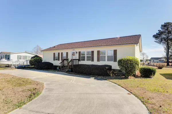 Summerton, SC 29148,1058 Grove St