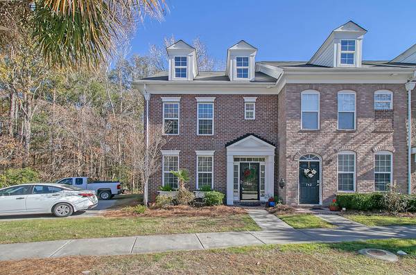740 Certificate Ct, Charleston, SC 29414