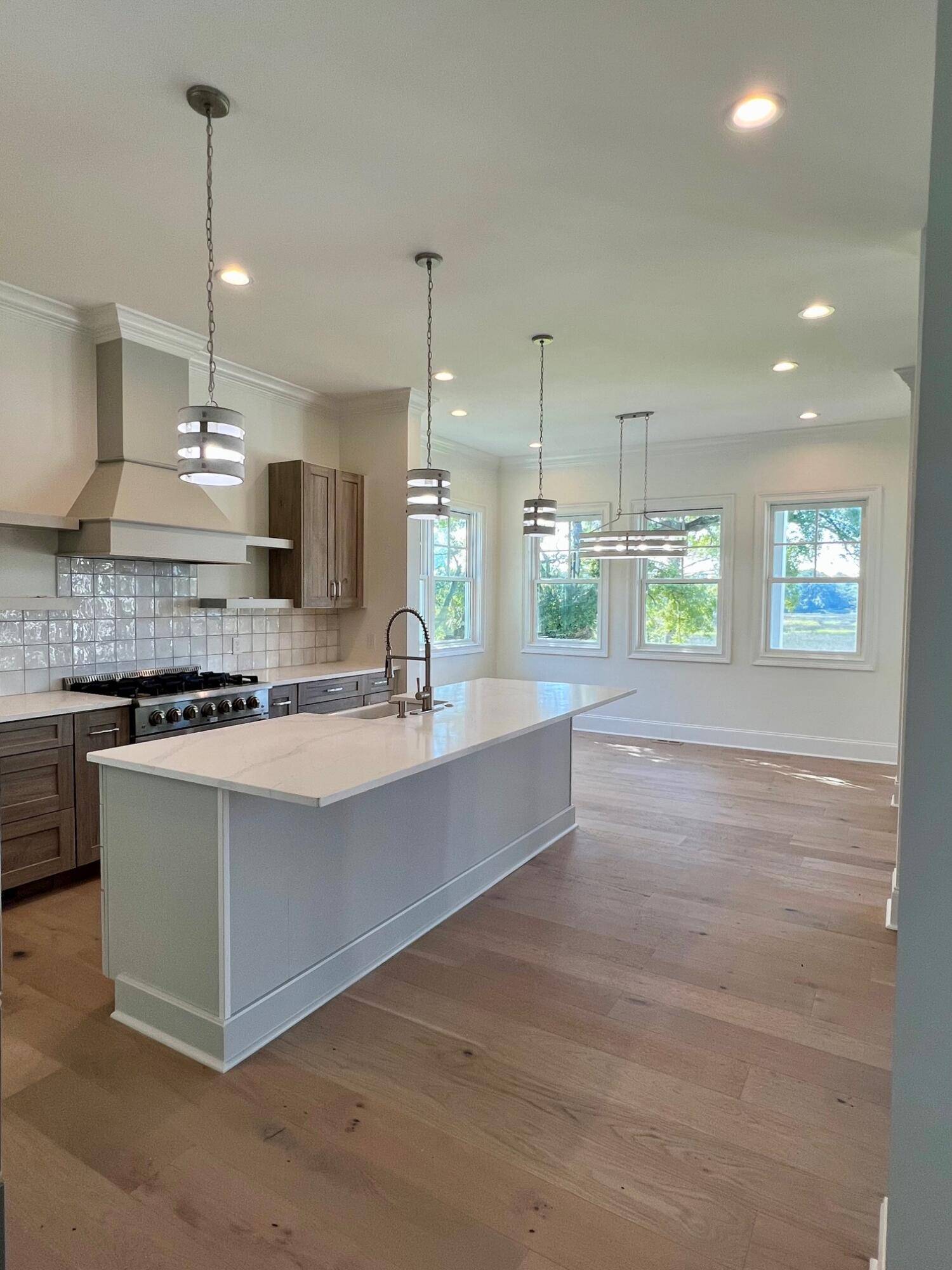 Awendaw, SC 29429,7555 Ladys Secret Ln
