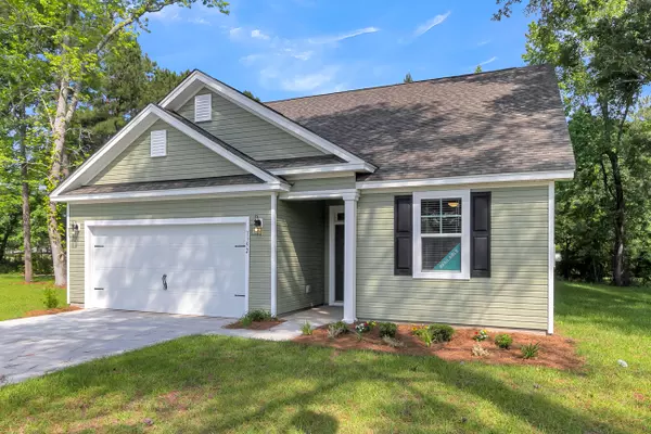 1192 Wood Duck Ct, Manning, SC 29102