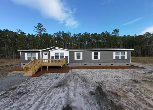 2282 Bethera Rd, Bonneau, SC 29431