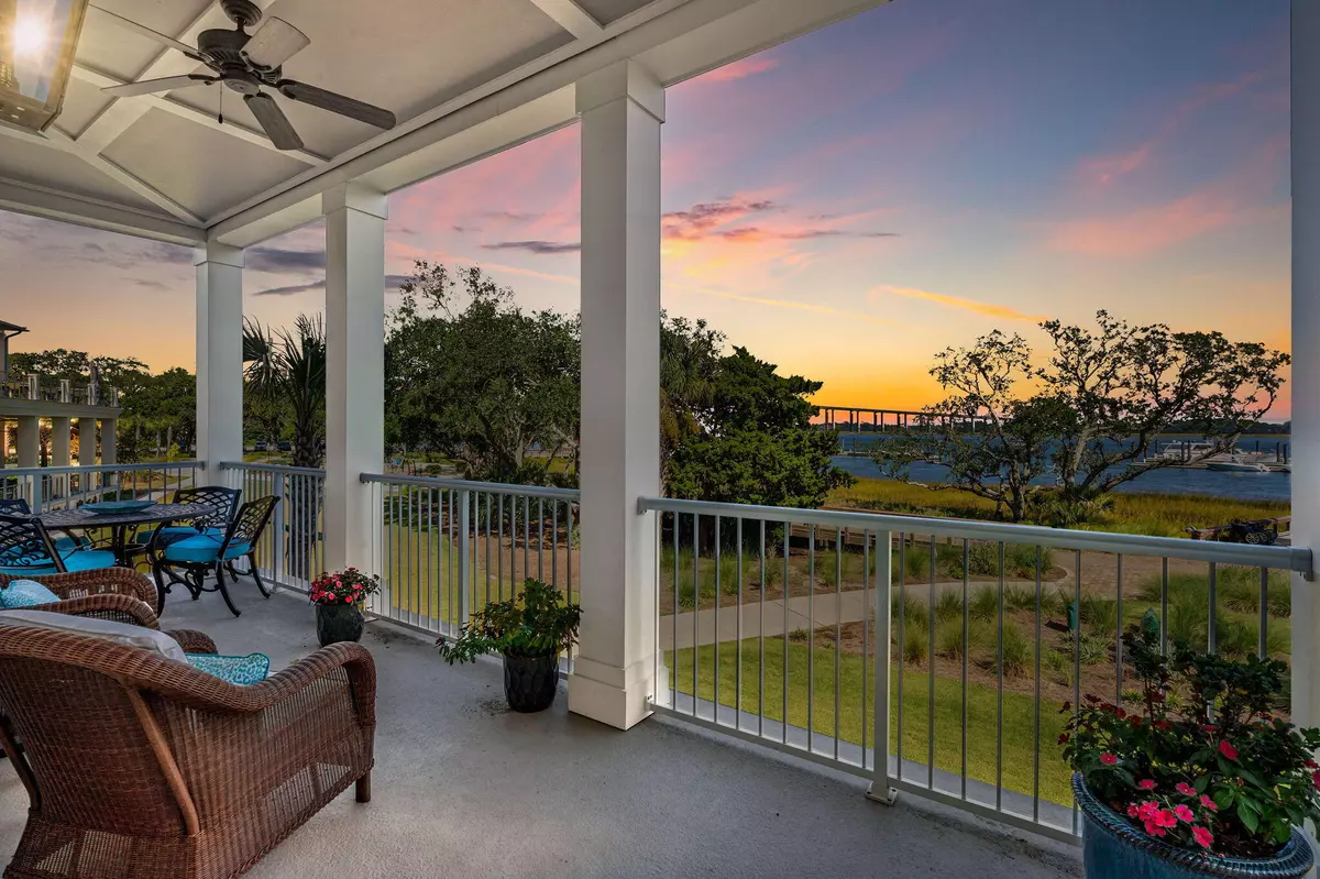 Daniel Island, SC 29492,600 Waterman St #721