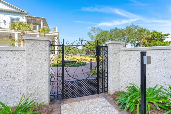 Daniel Island, SC 29492,600 Waterman St #721