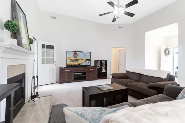 North Charleston, SC 29418,7692 Eagle Lake Rd