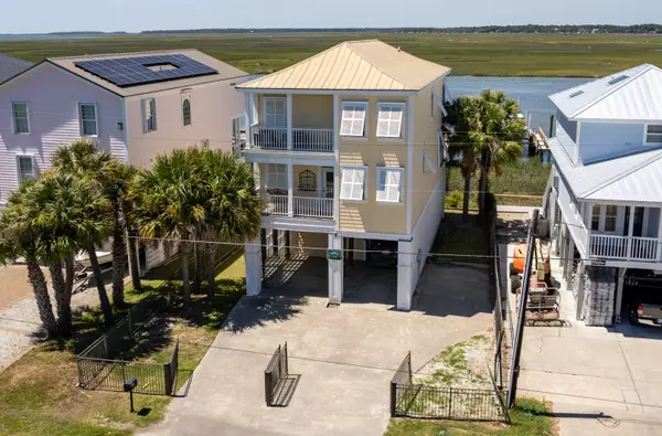 3741 Dock Site Rd, Edisto Island, SC 29438