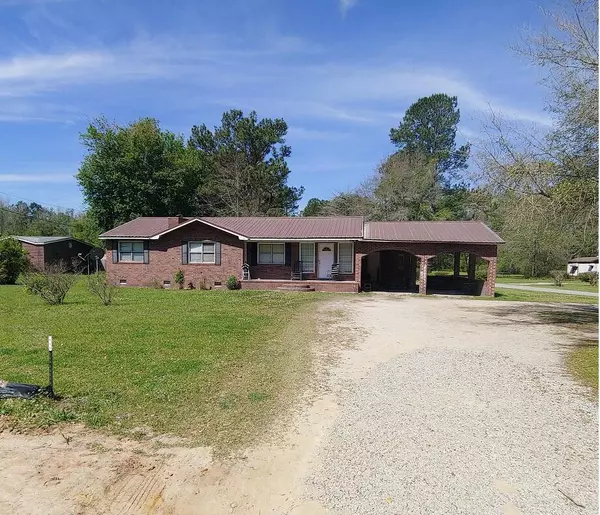 1149 Old Gilliard Rd, Ridgeville, SC 29472