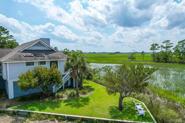 14 Seagrass Ln, Isle Of Palms, SC 29451