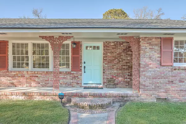 Charleston, SC 29414,2402 Two Oaks Dr