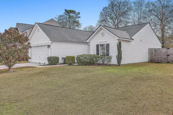 108 Mockernut Dr, Ladson, SC 29456