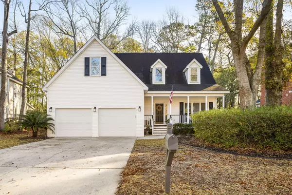 2075 Middleburg Ln, Mount Pleasant, SC 29464