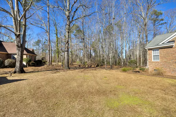 Manning, SC 29102,22 Ridge Lake Dr