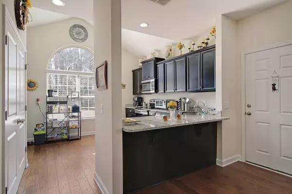 Goose Creek, SC 29445,215 Buchanan Cir