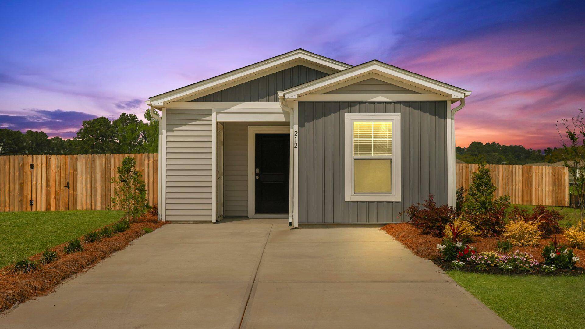 212 Brooks Dr, Holly Hill, SC 29059
