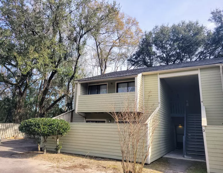 2340 Treescape Dr #1, Charleston, SC 29414