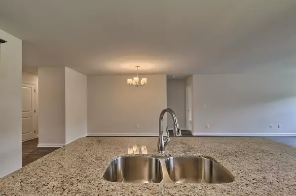 Gaston, SC 29053,422 Olive Grouse Ln