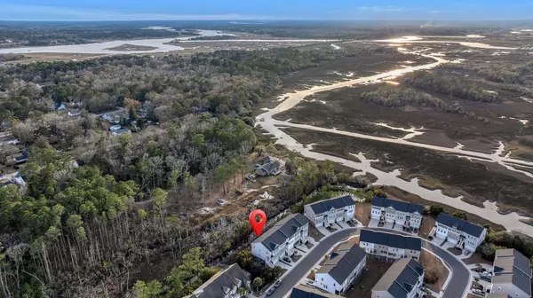 161 Winding River Dr, Johns Island, SC 29455