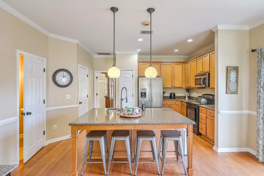 203 Hemingway Circle Cir, Summerville, SC 29483