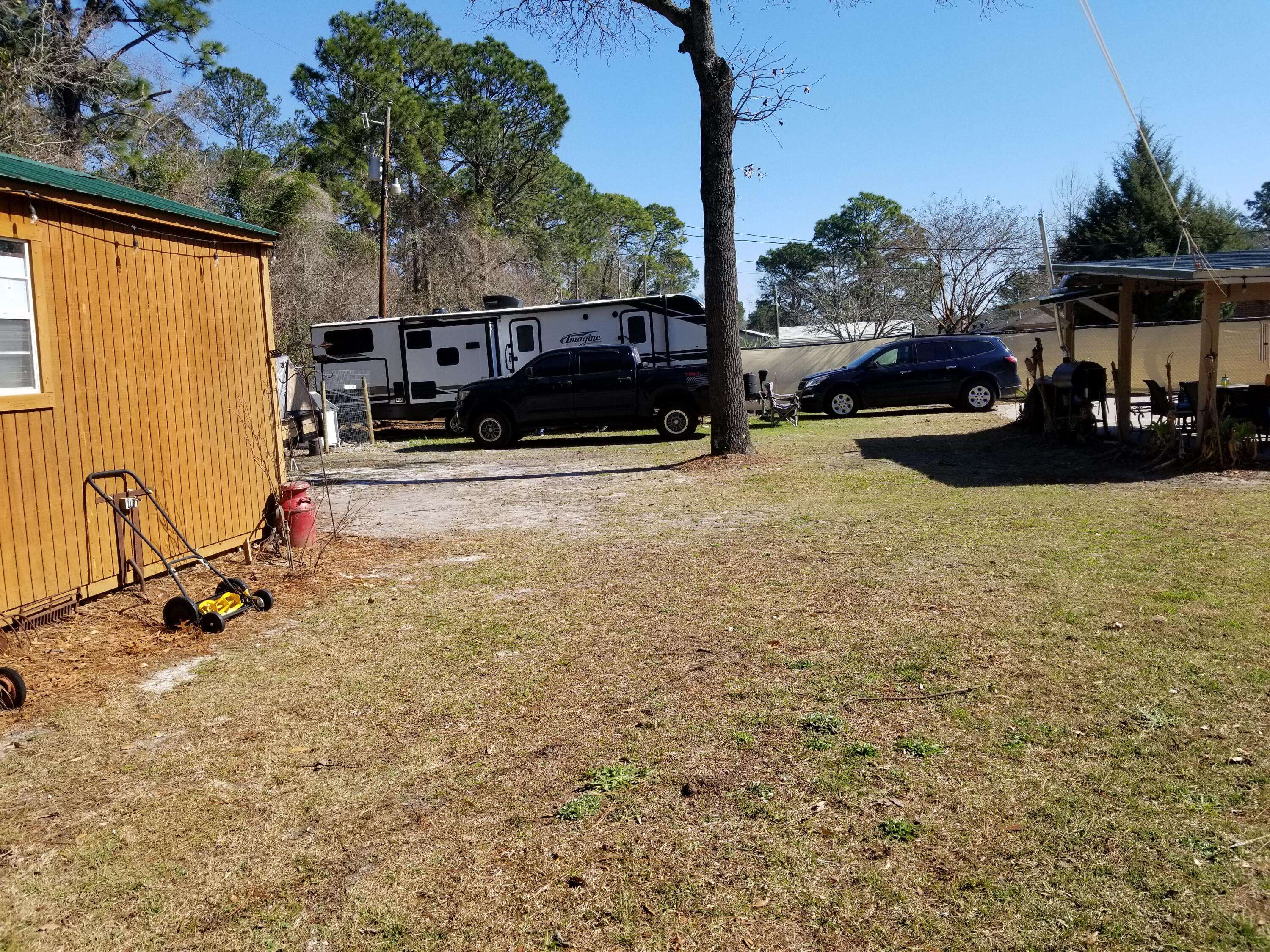 Walterboro, SC 29488,221 Carolina Cir