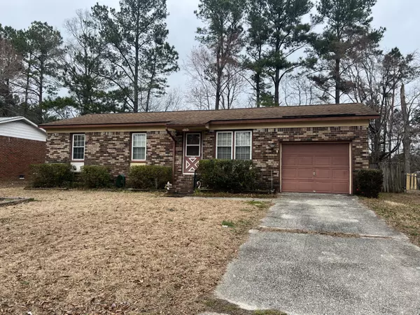 325 Water Oak Dr, Goose Creek, SC 29445