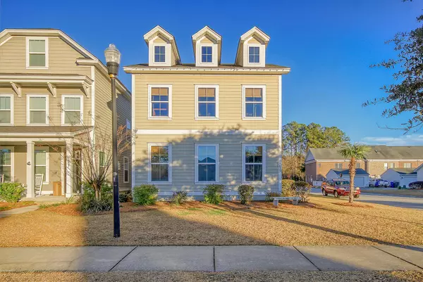 1035 Ashley Gardens Blvd, Charleston, SC 29414