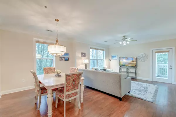 Charleston, SC 29414,2244 Ashley Crossing Dr #316