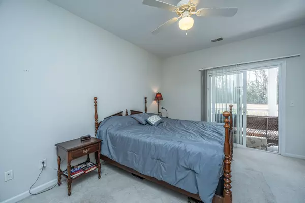 Charleston, SC 29414,2349 Tall Sail Dr #305e