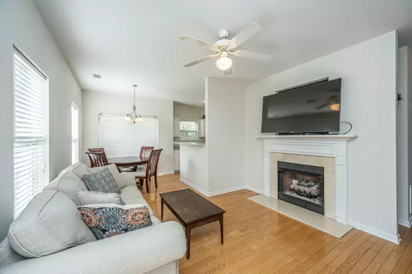 Charleston, SC 29414,2349 Tall Sail Dr #305e