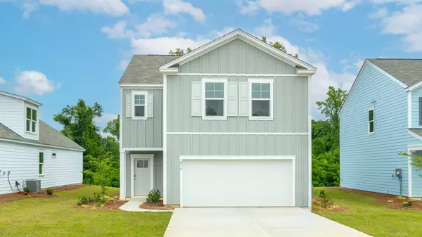 214 Maple Hill Dr, Moncks Corner, SC 29461